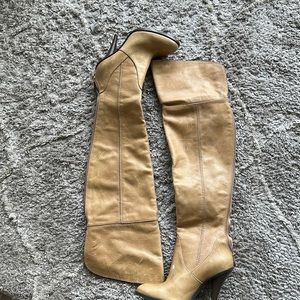 BCBG TAN KNEE HIGH BOOTS